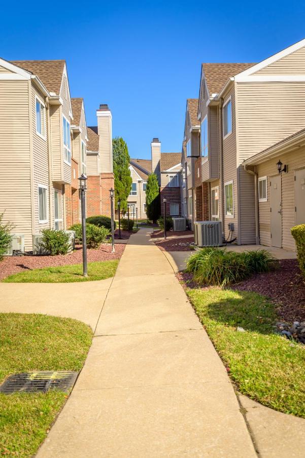 Philadelphia Suites At Airport - An Extended Stay Hotel Exteriör bild
