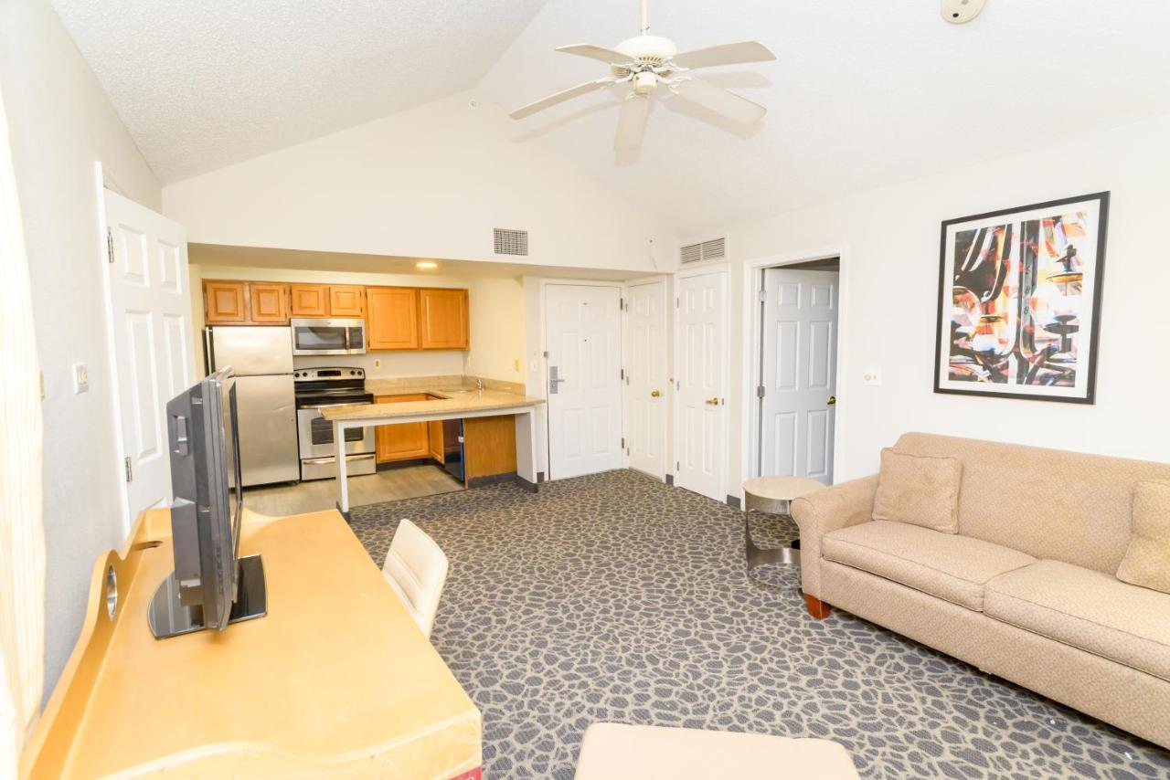 Philadelphia Suites At Airport - An Extended Stay Hotel Exteriör bild