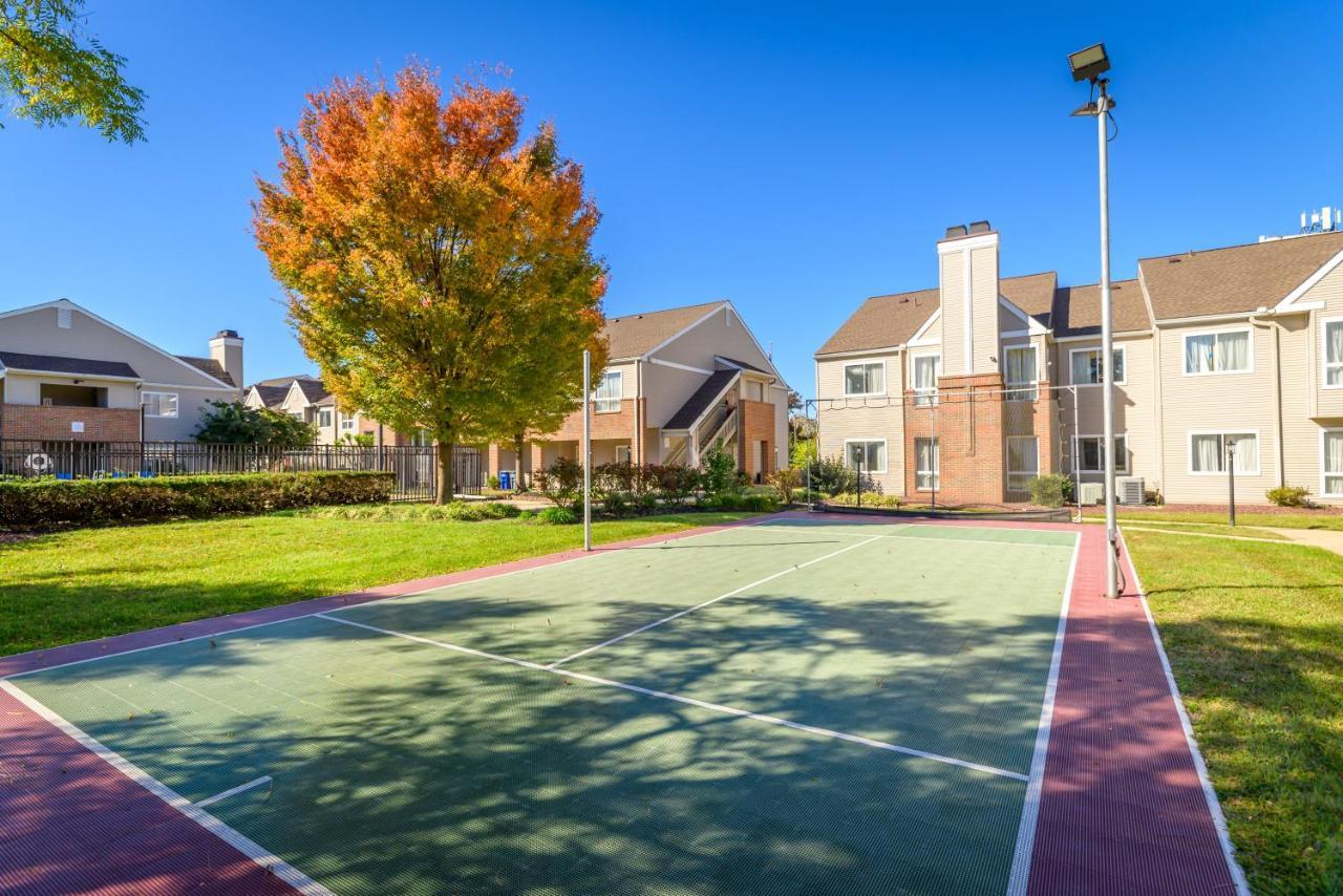 Philadelphia Suites At Airport - An Extended Stay Hotel Exteriör bild