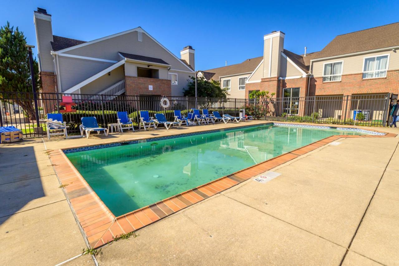 Philadelphia Suites At Airport - An Extended Stay Hotel Exteriör bild